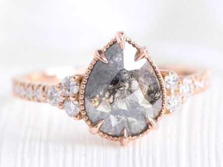 1.84 Ct Pear Salt and Pepper Diamond Ring in 14k Rose Gold Vintage 3 Stone Ring Size 6.25 For Sale