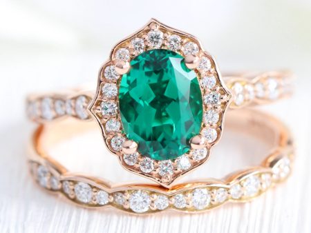 Vintage Floral Oval Ring Bridal Set w  Emerald and Diamond in Scalloped Diamond Band Hot on Sale